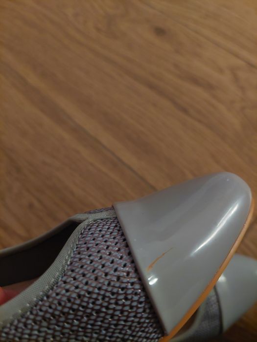 Szare buty na obcasie r 39