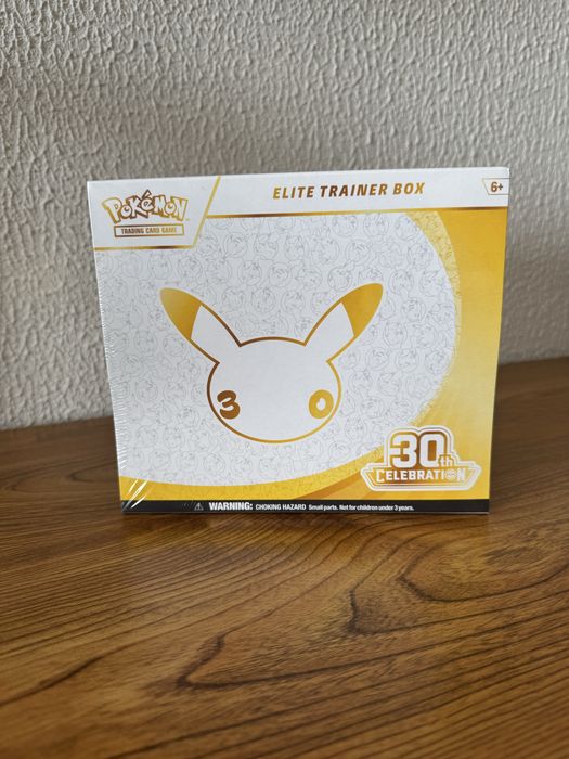 ETB 30 Anos Pokémon