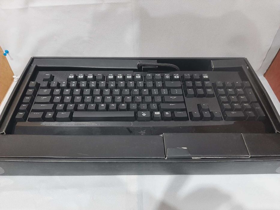 Klawiatura gamingowa Razer Black Window Ultimate