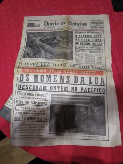 jornais antigos homem na Lua anos 60 historicos