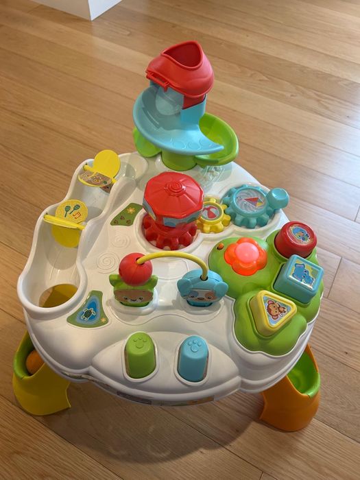 Mesa atividades para bebés