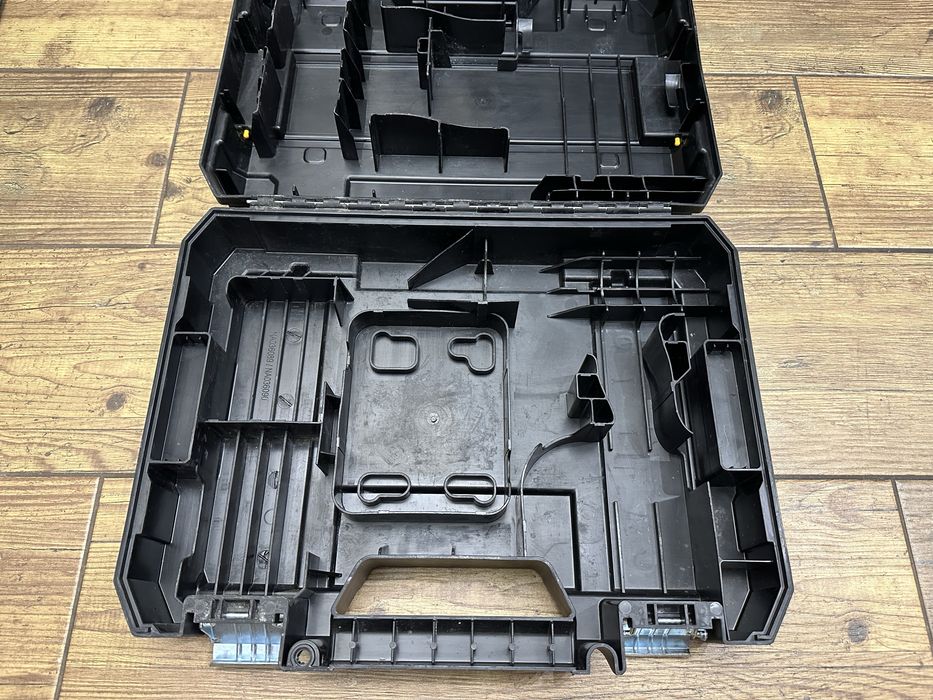 Skrzynia, walizka transportowa DeWalt TSTak DCD796