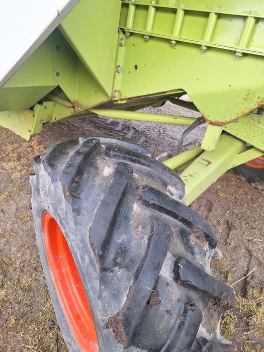 Комбайн Claas Dominator 76