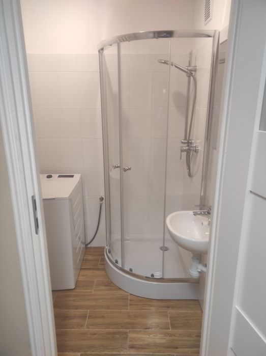 Mieszkanie Kwatery Noclegi Pracownicze  pokoje do 7 osób  Stalowa Wola