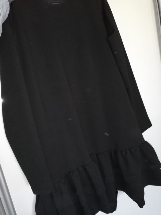 Sukienka z falbaną r. 36/38