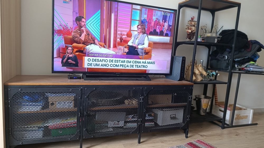 Consola de Televisão