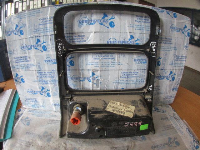 Moldura da consola central / rádio / aro JEEP Cherokee (KJ)