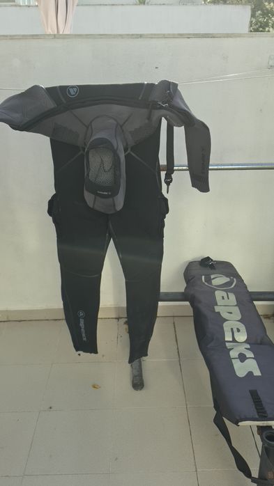 Fato de Mergulho Apeks Thermiq Advanced 8/7mm 3XL  c/Bolsos como novo