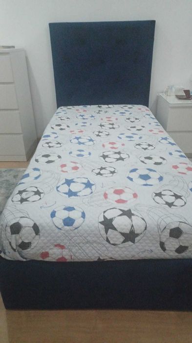 Cama de solteiro ( colchão)