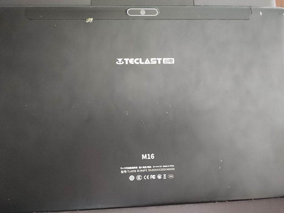 Tablet na części