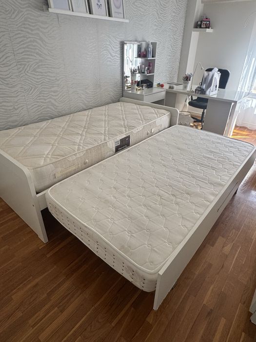 Cama Solteiro Ikea com 2 Camas