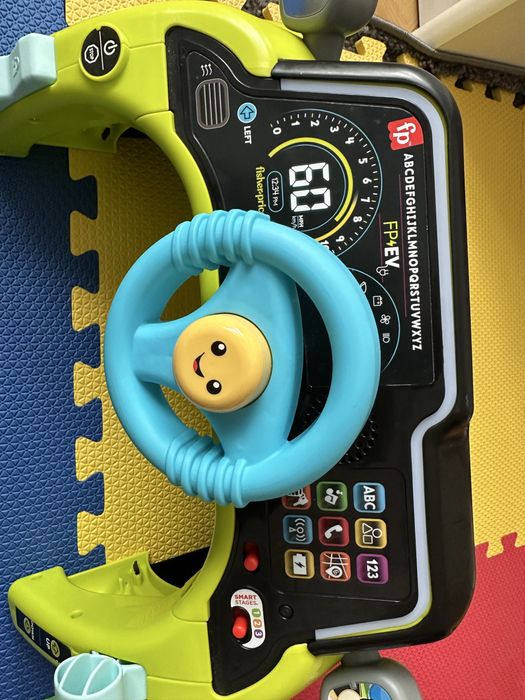 Fisher-Price Машинка (англ)