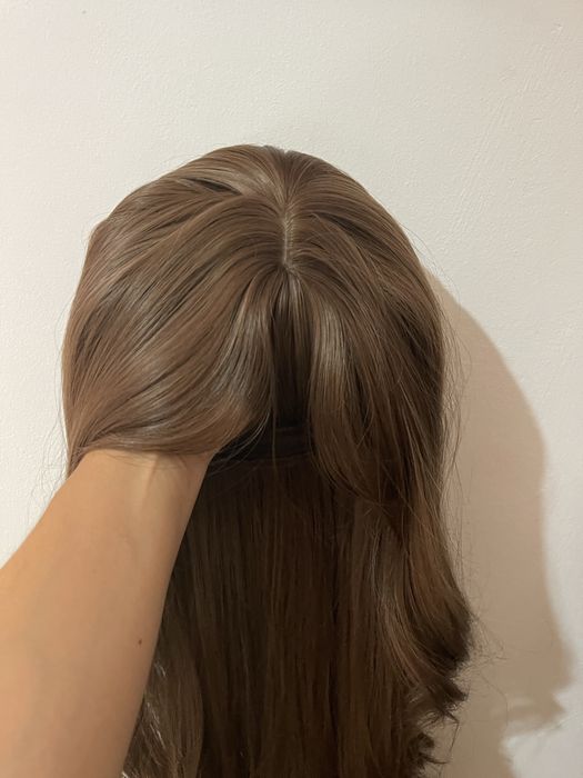 Peruca marron longa