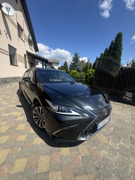 Lexus ES 200, перший власник 2021 рік