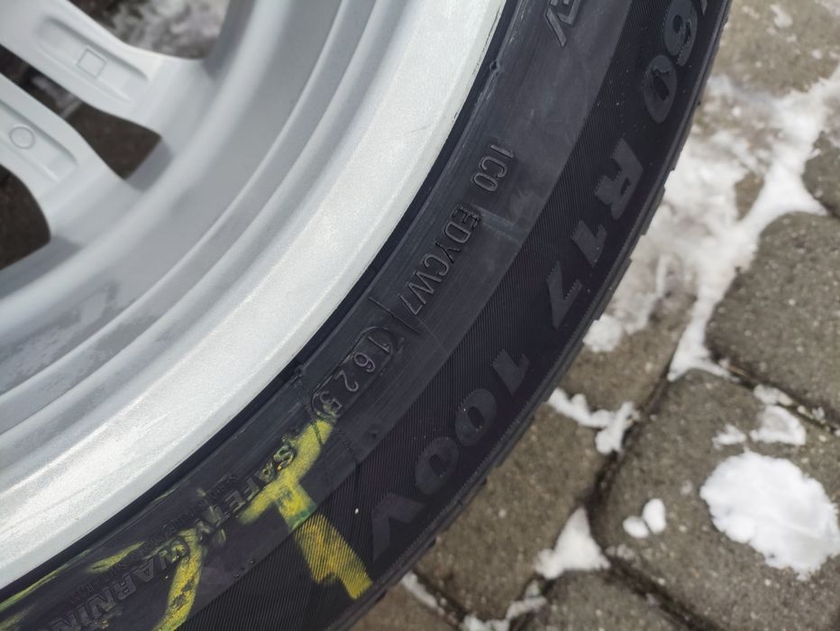 Nowe koła zimowe z czujnikami tpms 215/60/17 toyota ch-r corolla cross