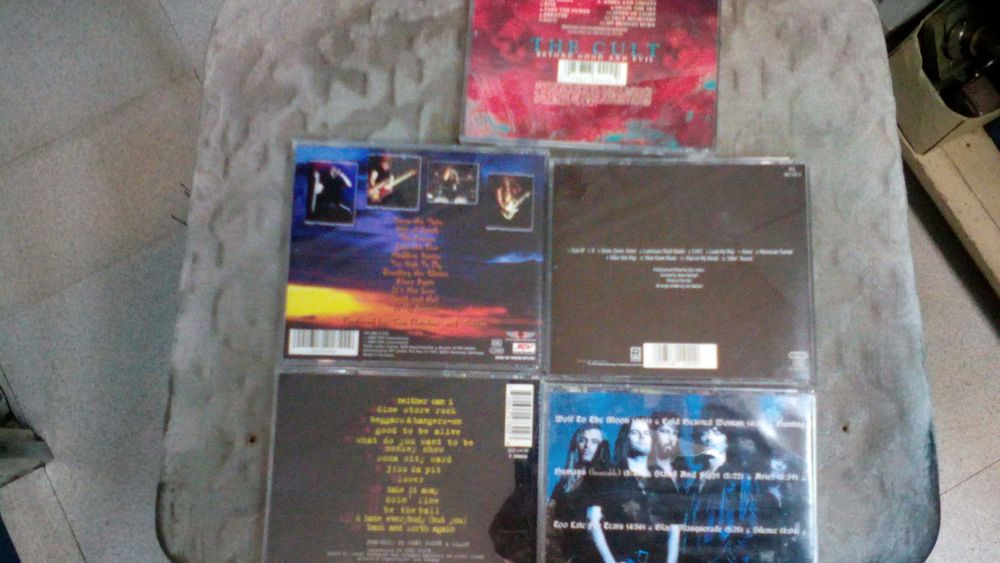 Vários CDs Dokken, Cult, Slash, Joe Satriani, 5€