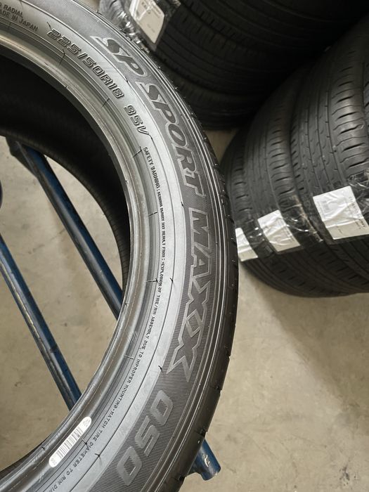 Шини нові 225/50/18 - 4шт Dunlop SP Sport Maxx