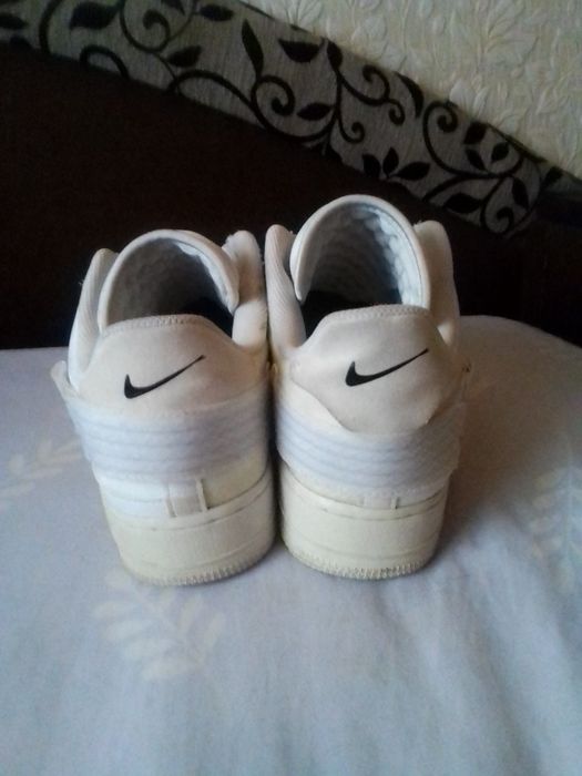 Продам кросовки Nike Air Max N.354