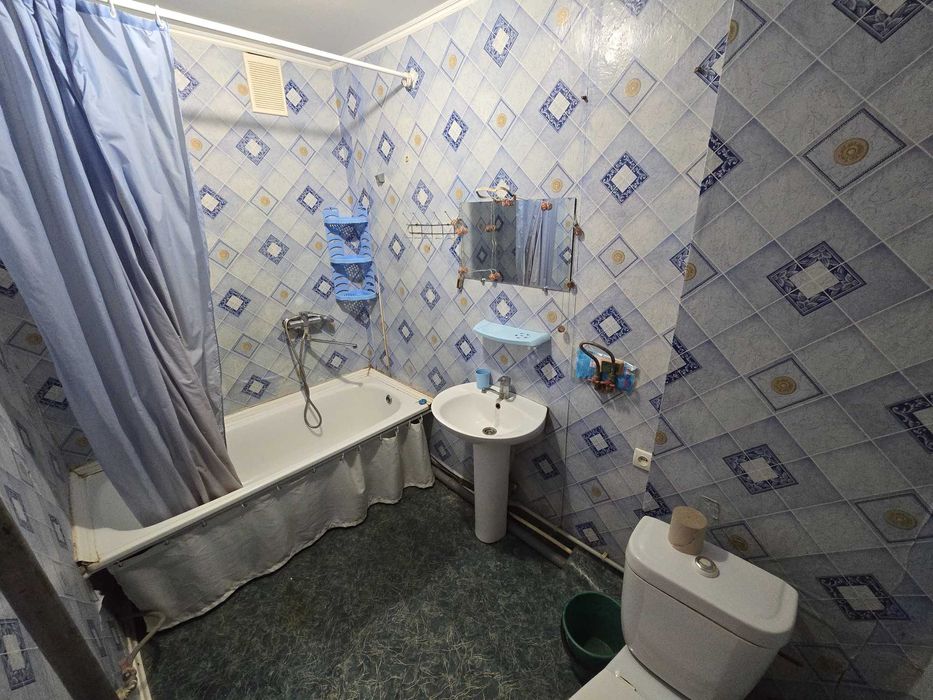 Здається 3-кварт по вул.Волошкові в р-ні Олієжир комбінат,читайте опис