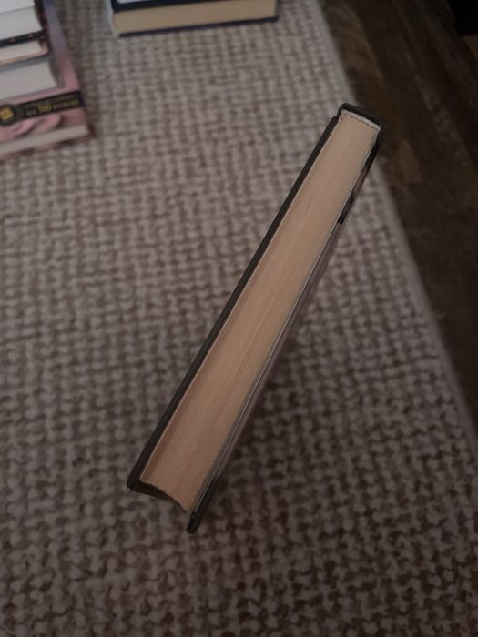 Книга «Аромат ландышей» від автора Светлана Алексеева