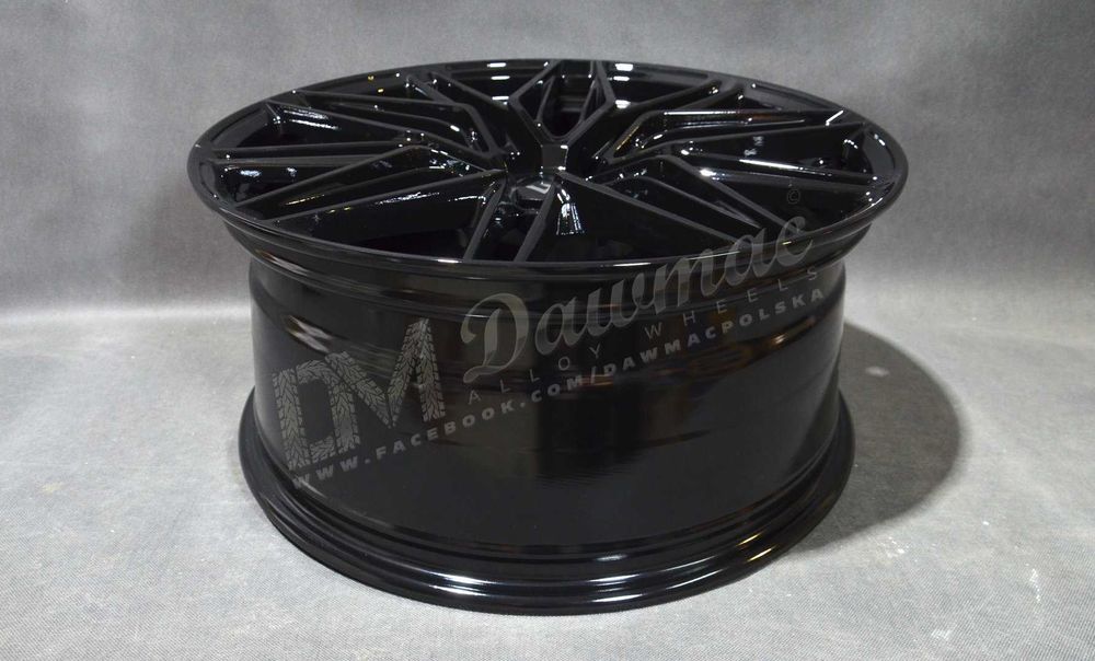 Felgi aluminiowe DM21 19" 8,5J ET38 5x114,3 Black