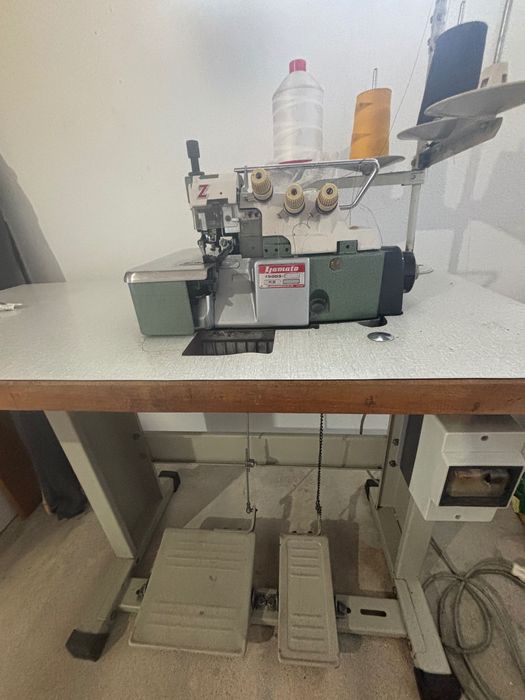 Maq. Costura Corte e cose Yamato, monofásica