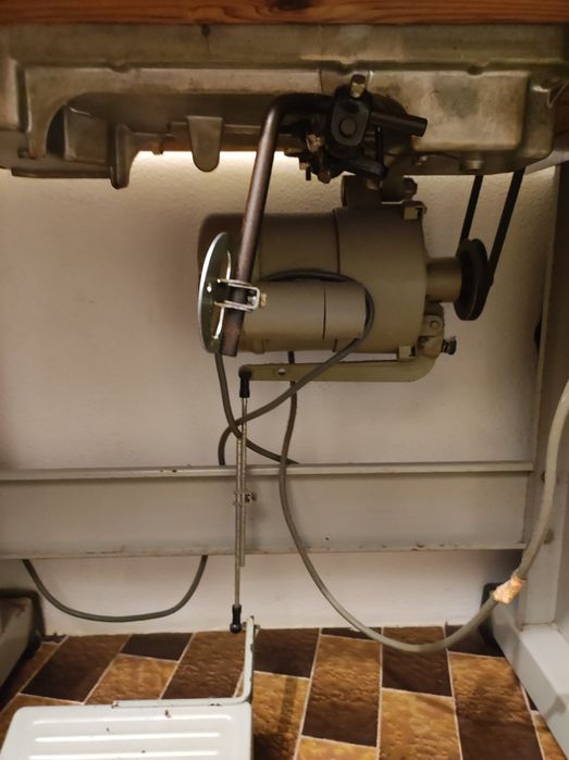 Maquina Costura Singer 591-D300AD