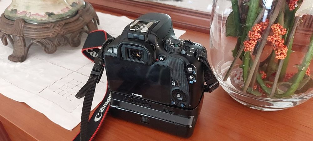 Canon eos 100d + 18-55 Stm