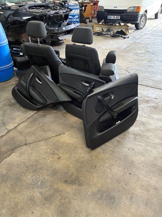 Conjunto de Bancos, volante, consola central bmw e87