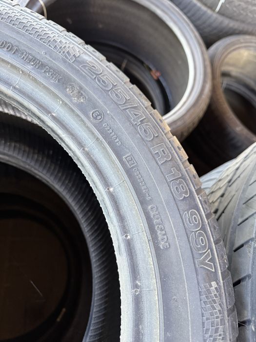 Komplet opon letnich 255/45/18 CONTINENTAL Używane F-Vat