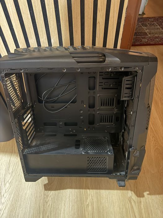 Thermaltake Level 10 GT [Usada]