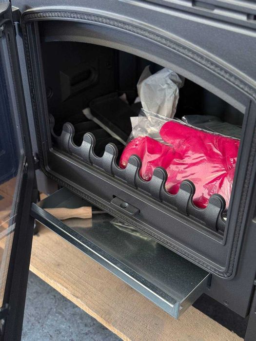 Піч-камін Plamen Tena N 11 кВт — нова