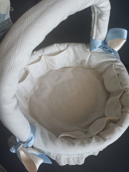 Cesto para cerimónia ou para guardar os produtos do bebé