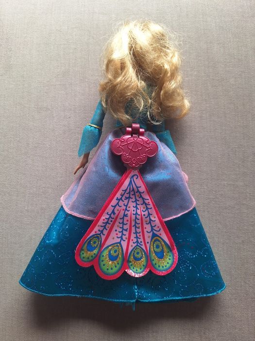 Barbie as The Island Princess - Rosella (canta!)