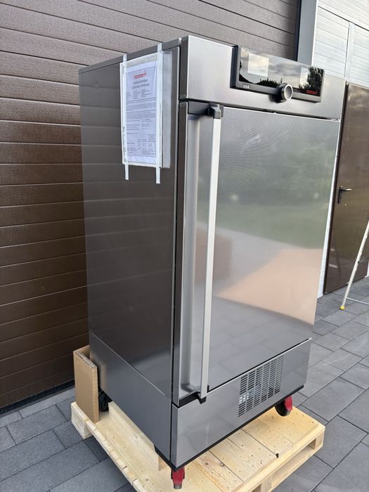Komora klimatyczna, fitotronowa Memmert ICH 260L