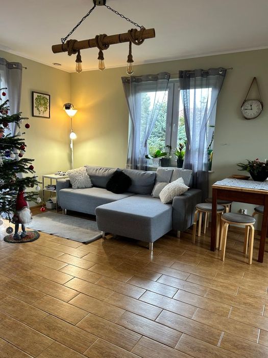 Wynajme mieszkanie,dom dwupokojowy z parkingiem,blisko Gdanska