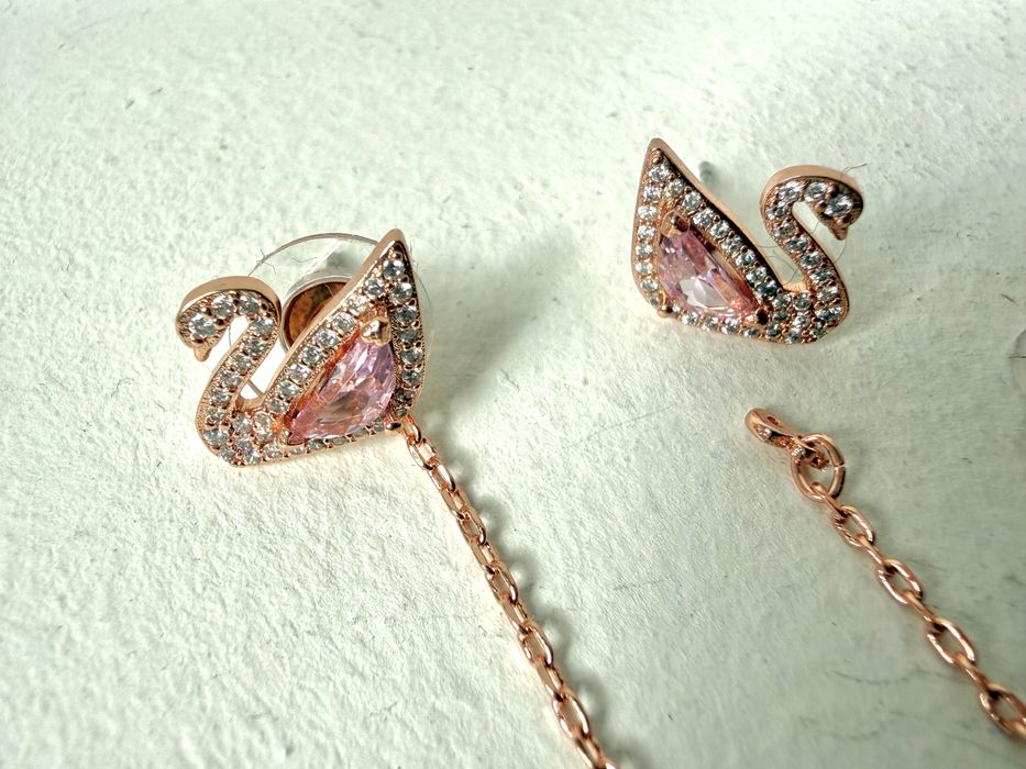 Swarovski Brincos dourados Cisne Cristais