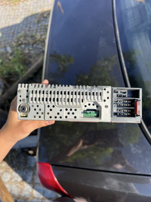 Radio mercedes .