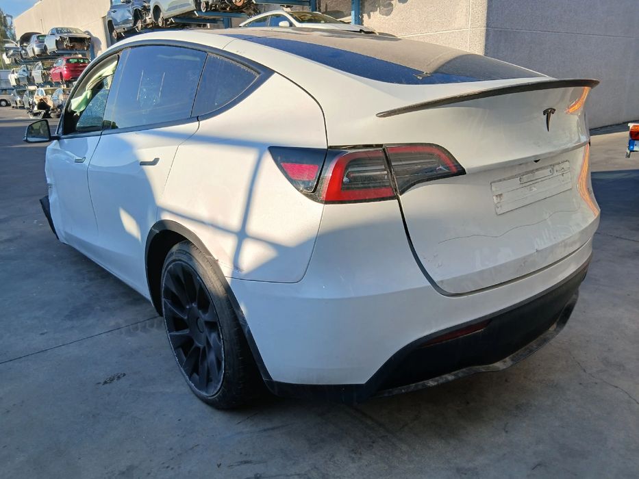 Para peças TESLA Model Y (5YJY)