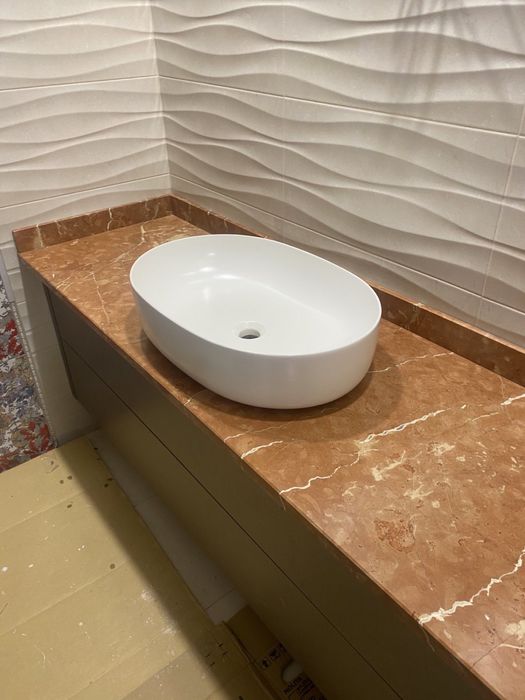 Столешница из камня (мрамор, кварцит, гранит)