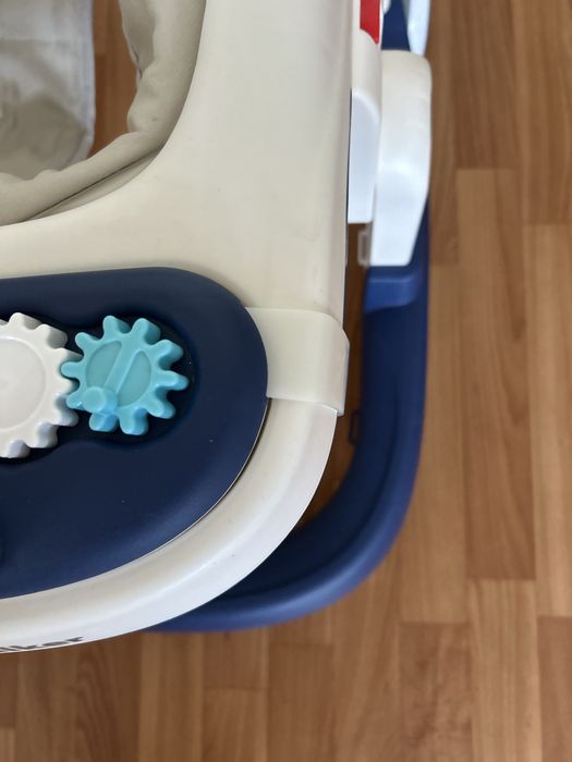 Дитячі ходунки Baby Walker