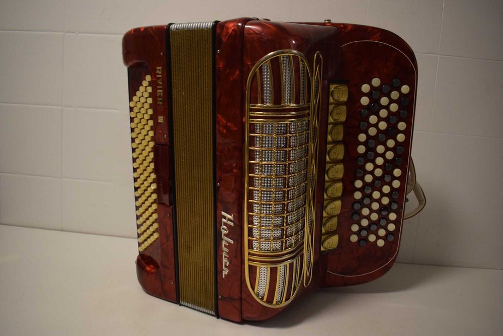 Acordeao hohner Riveira III 3 Voz 96 Baixos, N .288