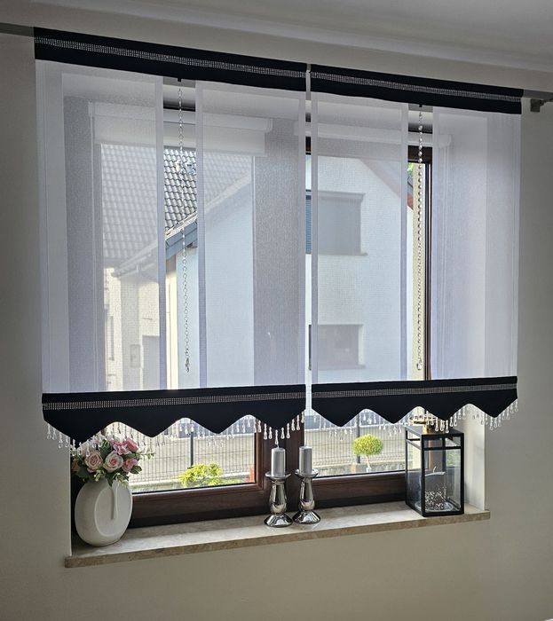 Firany, panele, ekrany, roletki