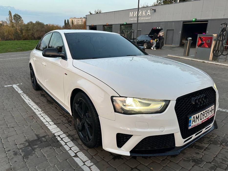 Продам AUDI A4 B8 2.0 Quattro