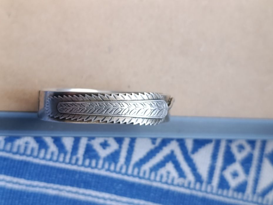 Продам брослет срібний.