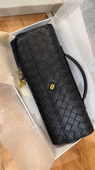 Bottega Veneta Andiamo клатч