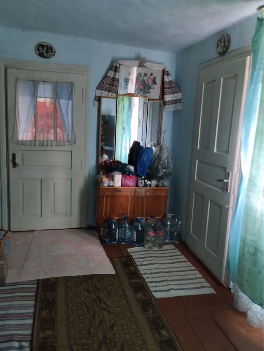 Продається затишний будинок в с.Спас ..