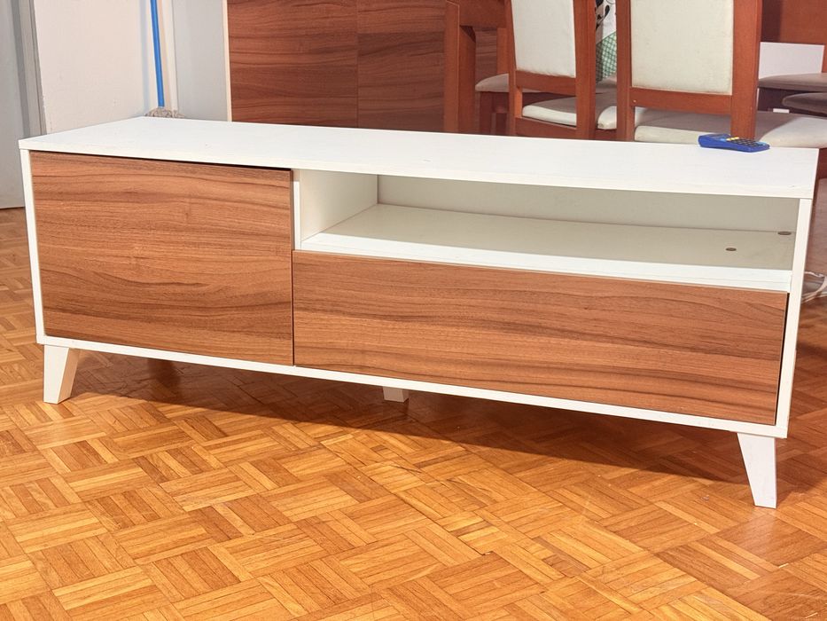 Rack a venda nas caxinas