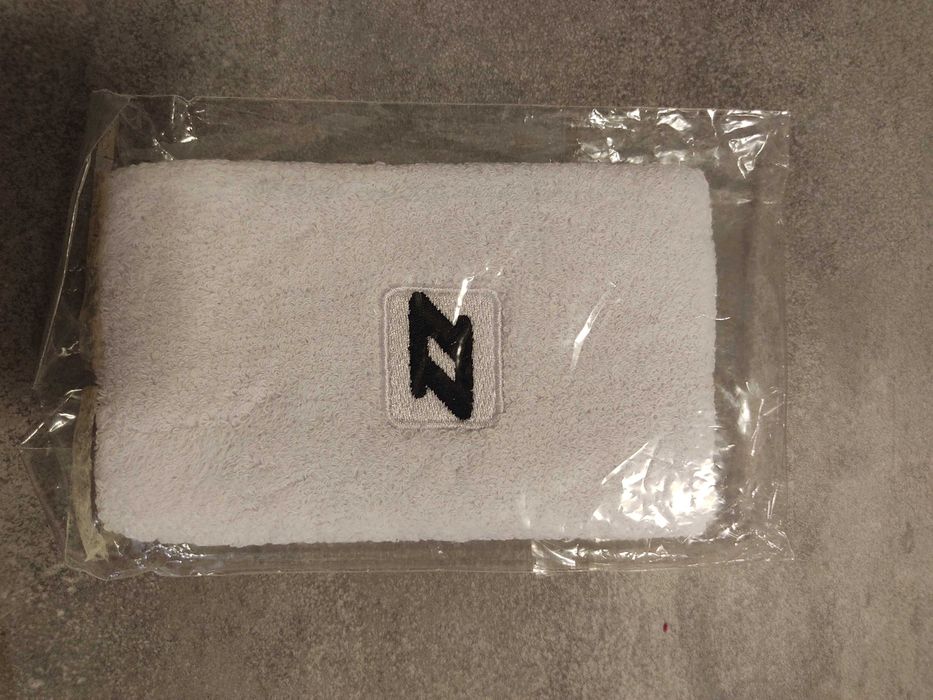 Frotka sędziowska Zina Armband Biała -Nowa.