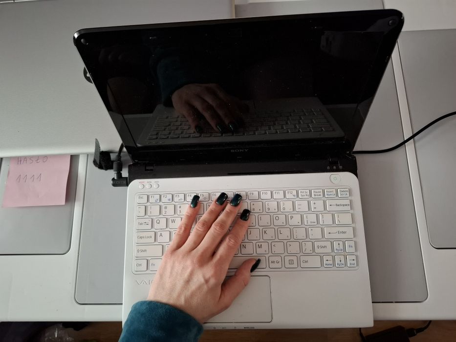 Notebook Sony Vaio 11,6" kolor biały komplet